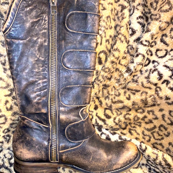 Tall Coral Buckle Boots, make a statement! - Picture 5 of 6